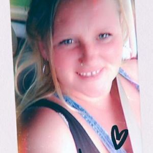 Meet your Posher, Marie